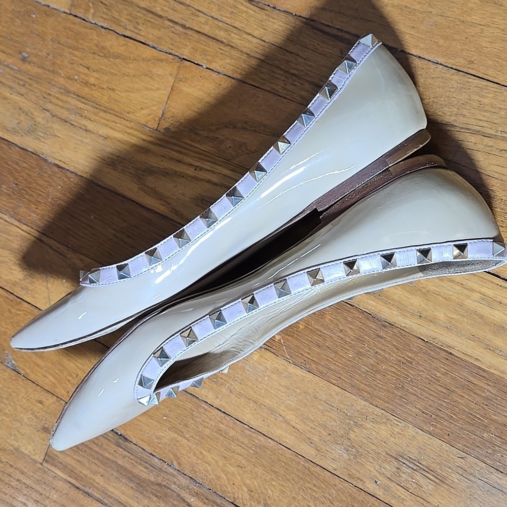 Valentino Garavani Rockstud Flats - Picture 13 of 14